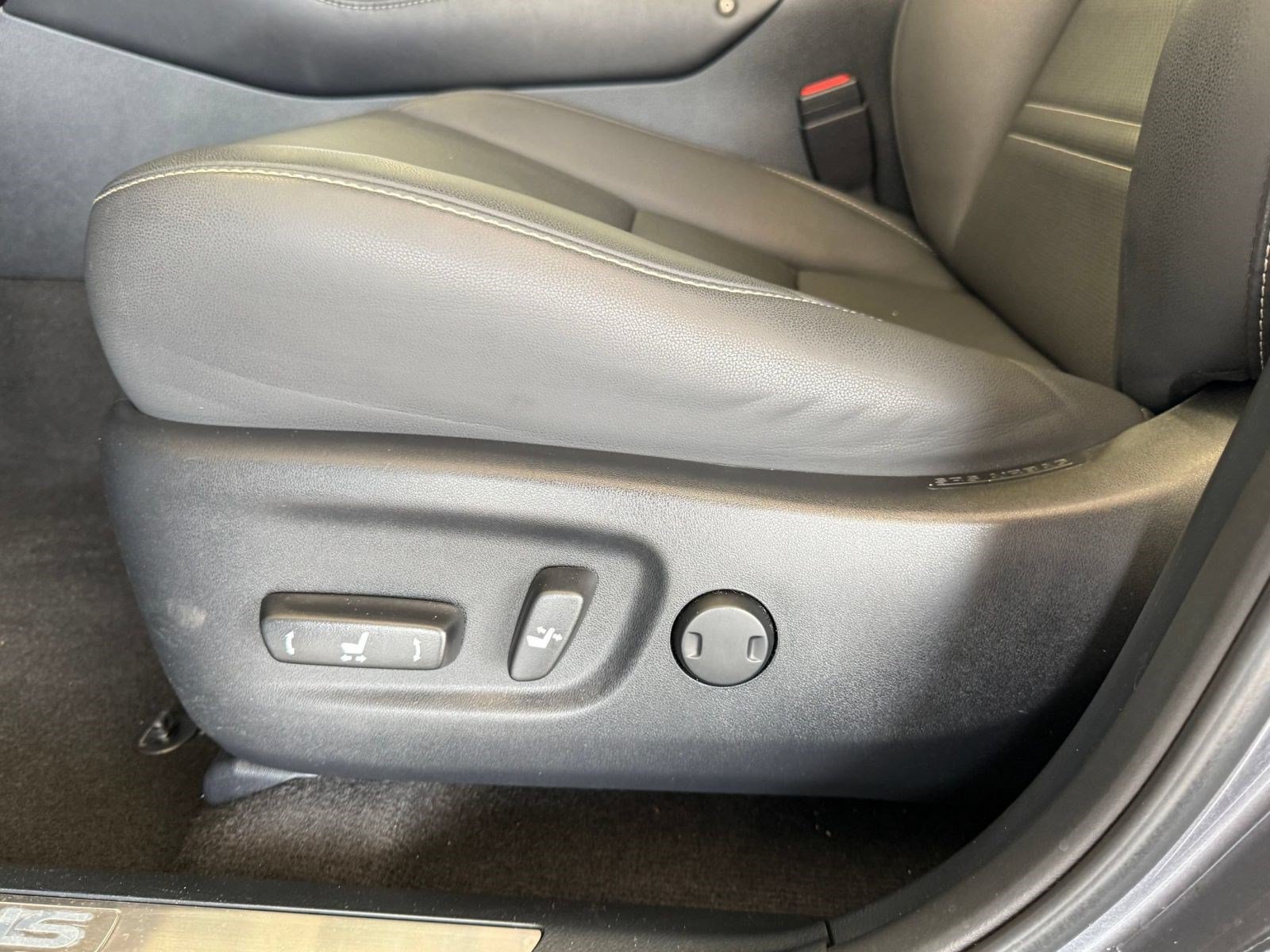 Used 2020 Lexus NX 300 FWD w/ Comfort Package image 14