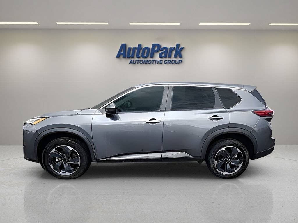 Used 2024 Nissan Rogue SV AWD/4WD image 4
