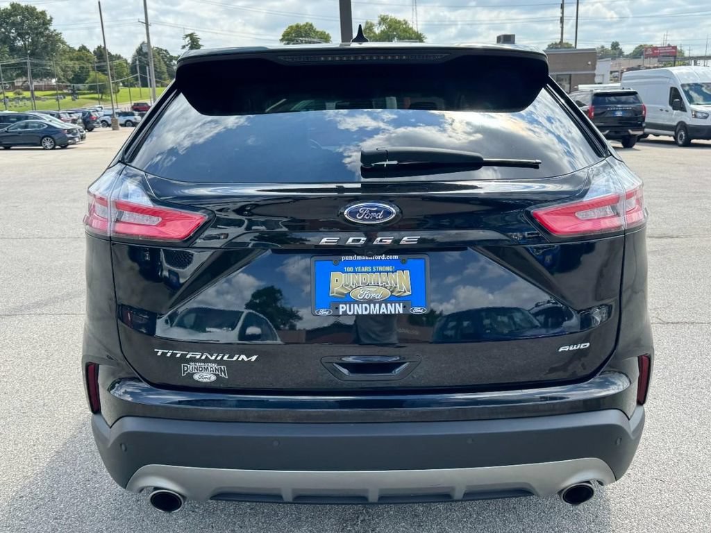 Certified 2024 Ford Edge Titanium AWD/4WD image 4