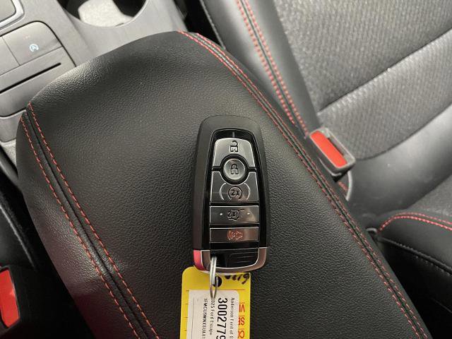 Certified 2025 Ford Escape ST-Line w/ Cold Weather Package image 32