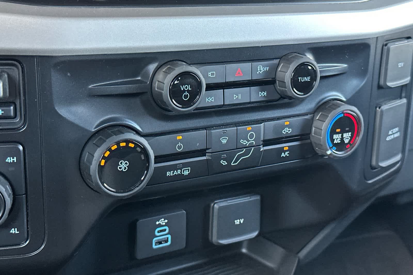 Certified 2025 Ford F250 XL w/ STX Appearance Package AWD/4WD image 19