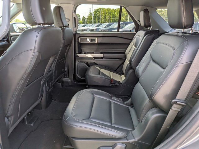 Certified 2023 Ford Explorer XLT w/ Equipment Group 202A RWD image 28