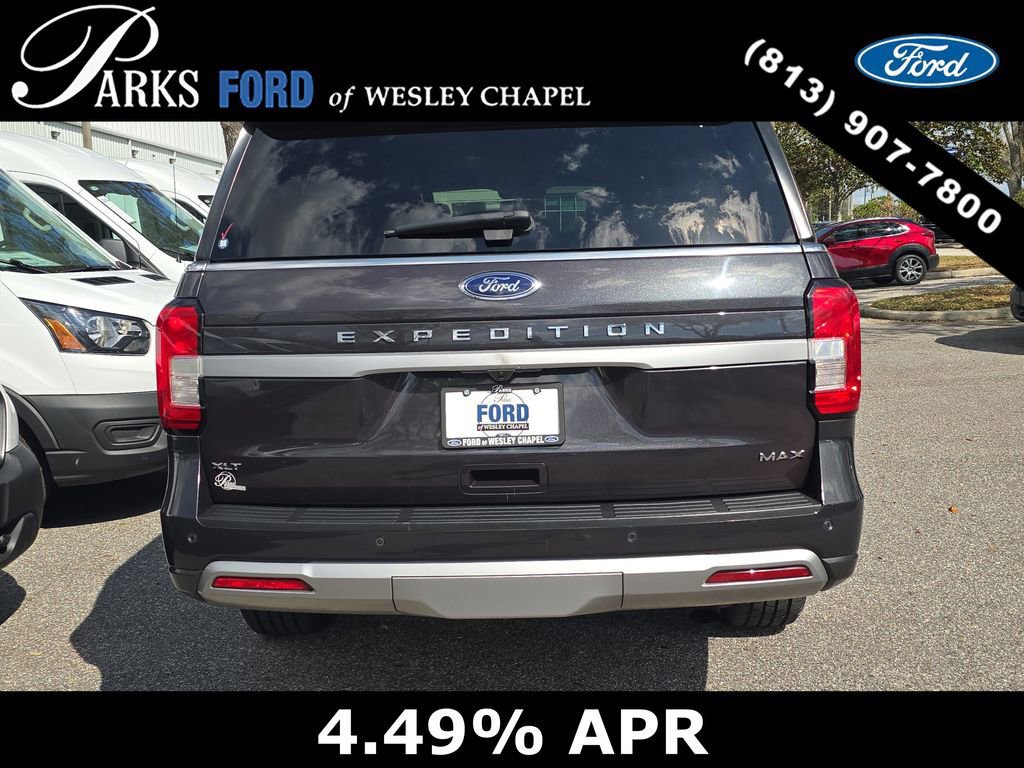 Certified 2023 Ford Expedition Max XLT image 4