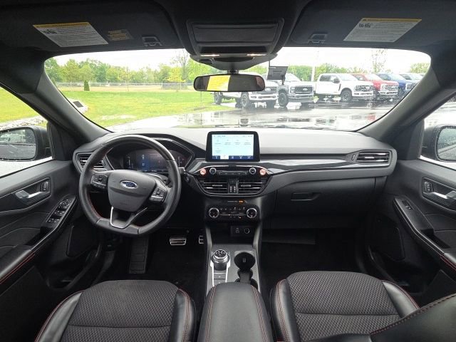 Certified 2024 Ford Escape ST-Line AWD/4WD image 21