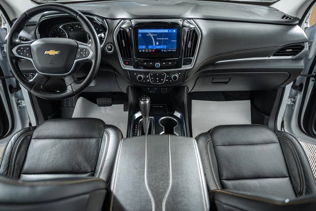 Used 2020 Chevrolet Traverse Premier w/ Redline Edition image 23