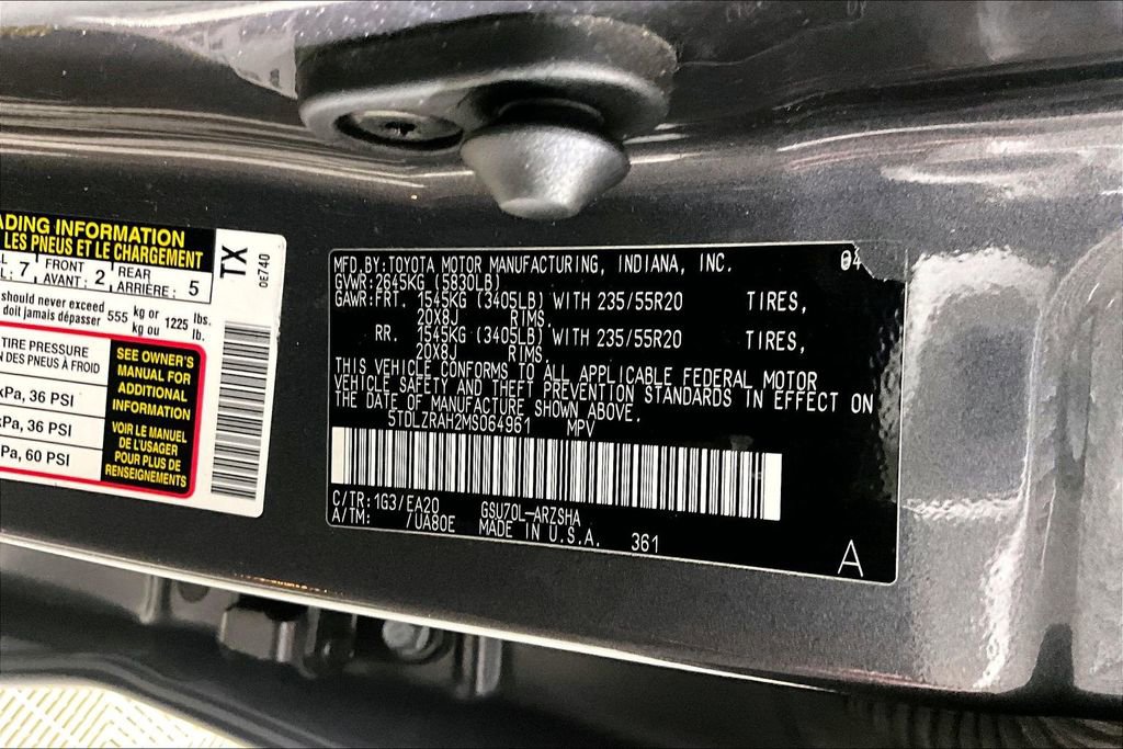 Used 2021 Toyota Highlander XSE FWD image 27