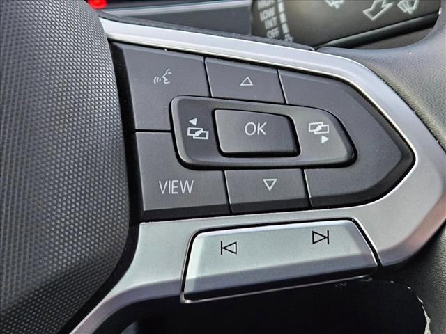 Used 2023 Volkswagen Tiguan SE FWD image 24