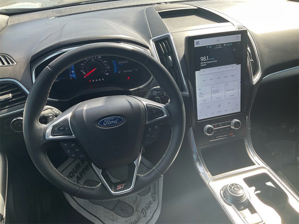 Certified 2021 Ford Edge ST image 24