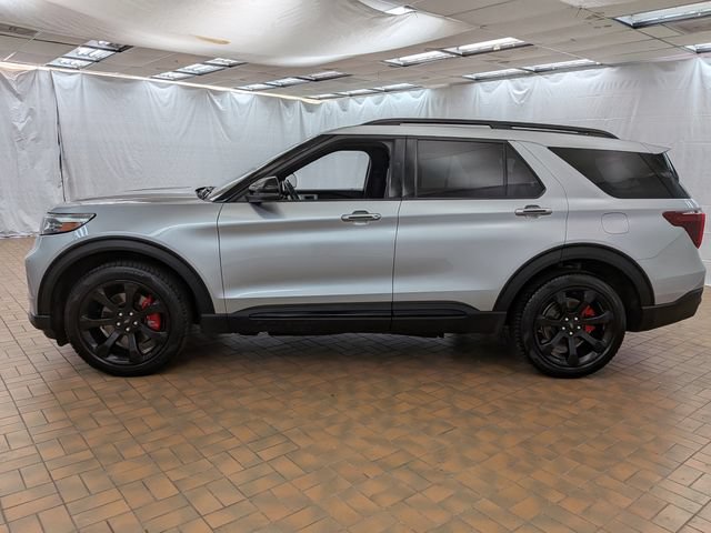 Certified 2022 Ford Explorer ST w/ Equipment Group 401A AWD/4WD image 4