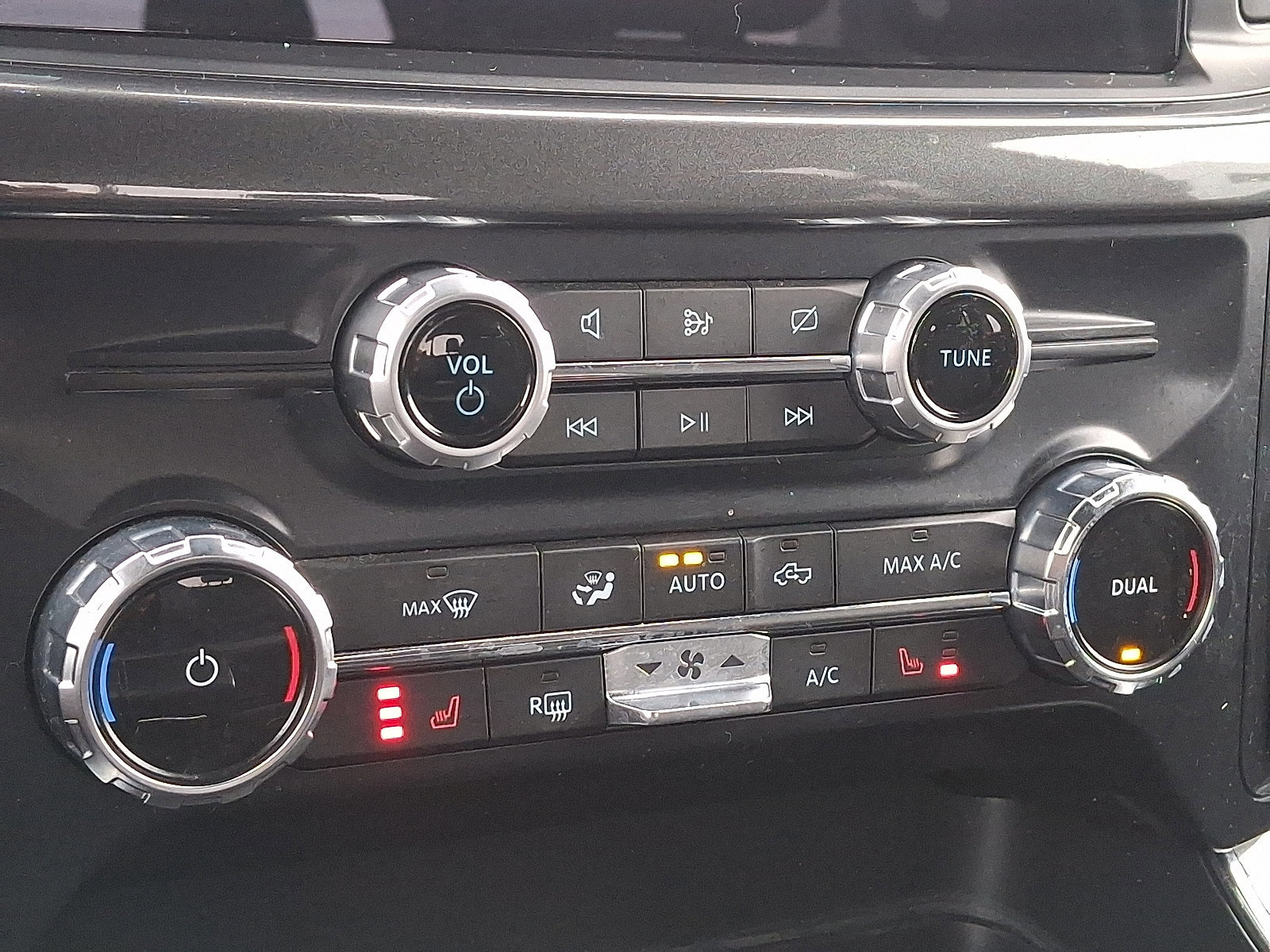 Certified 2023 Ford F150 XLT w/ Equipment Group 302A High image 15