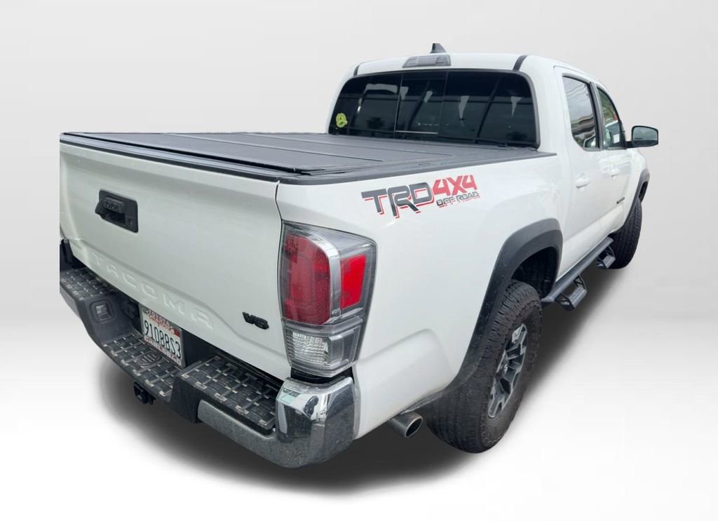 Used 2023 Toyota Tacoma TRD Off-Road image 3