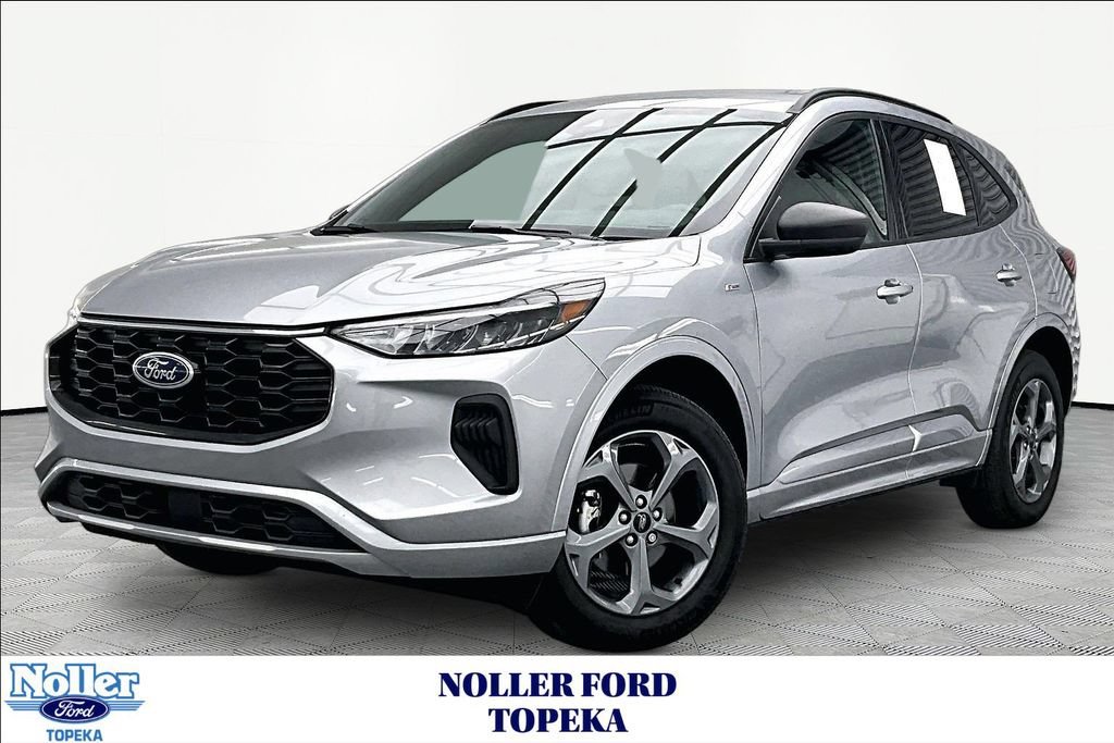 Certified 2024 Ford Escape ST-Line w/ Tech Pack #1 AWD/4WD image 1