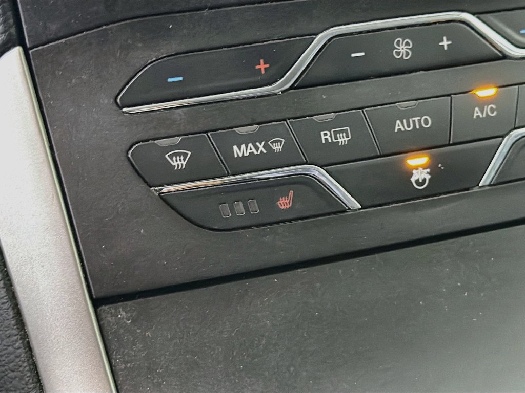 Certified 2020 Ford Edge SEL w/ Convenience Package FWD image 22