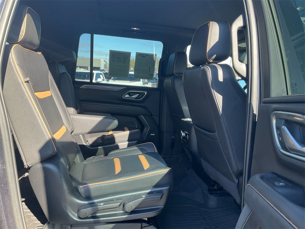 Used 2023 GMC Yukon XL AT4 image 13