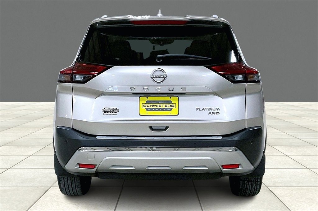 Used 2023 Nissan Rogue Platinum w/ Platinum Premium Package image 3