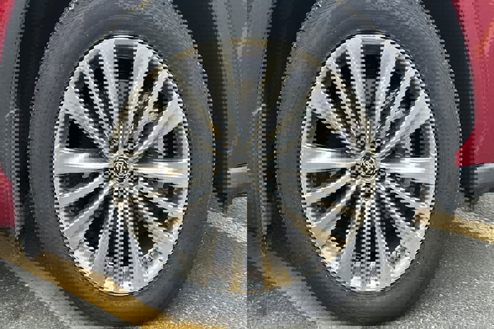 Used 2023 Toyota Highlander Platinum image 11