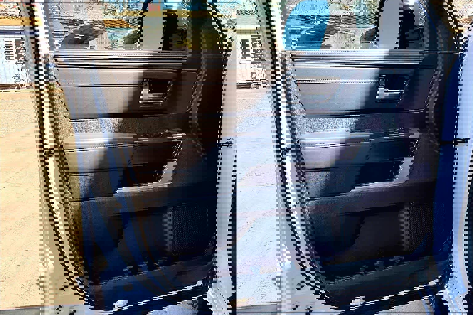 Used 2025 Toyota Tundra Platinum image 25