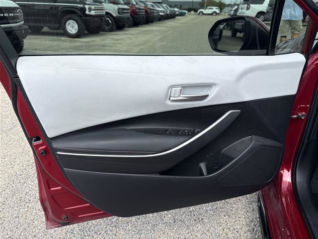 Used 2023 Toyota Corolla SE w/ Carpet Mat Package (TMS) FWD image 23