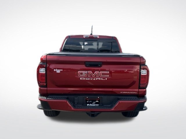 Used 2025 GMC Canyon Denali AWD/4WD image 8