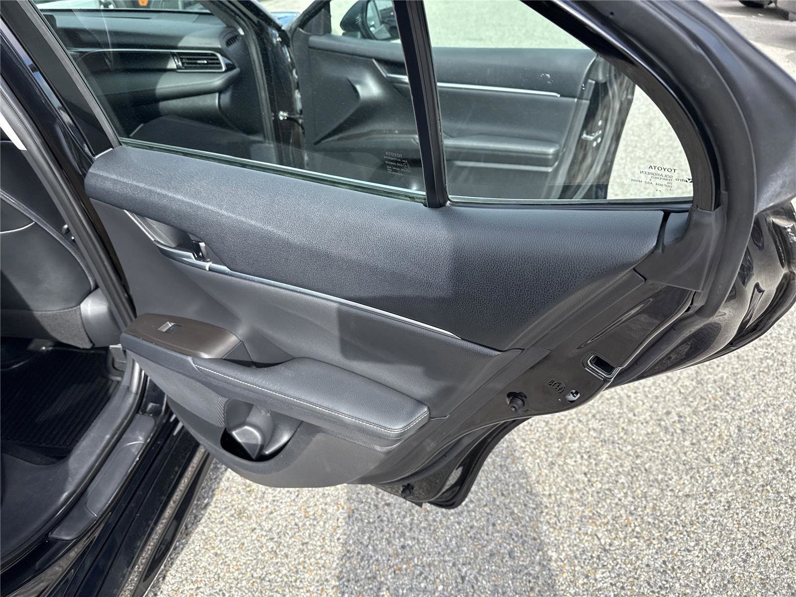 Used 2021 Toyota Camry XSE image 21