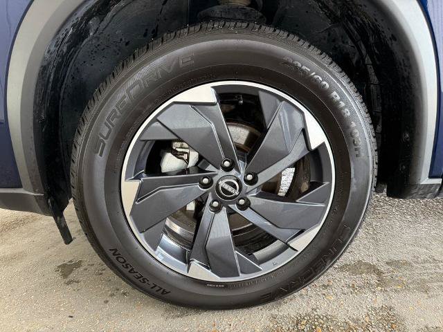 Used 2024 Nissan Rogue SV FWD image 26