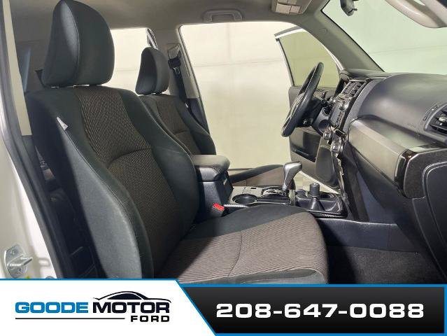 Used 2019 Toyota 4Runner TRD Off-Road AWD/4WD image 18