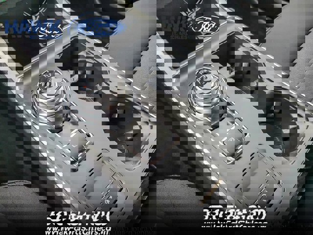 Certified 2024 Ford Edge SE w/ Black Appearance Package image 15