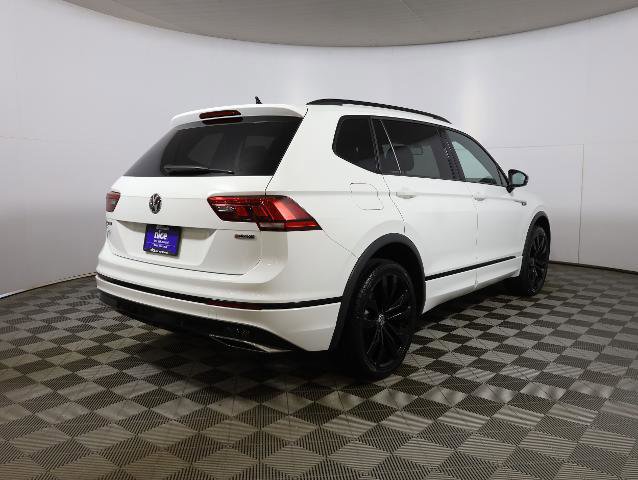 Used 2021 Volkswagen Tiguan SE R-Line image 4