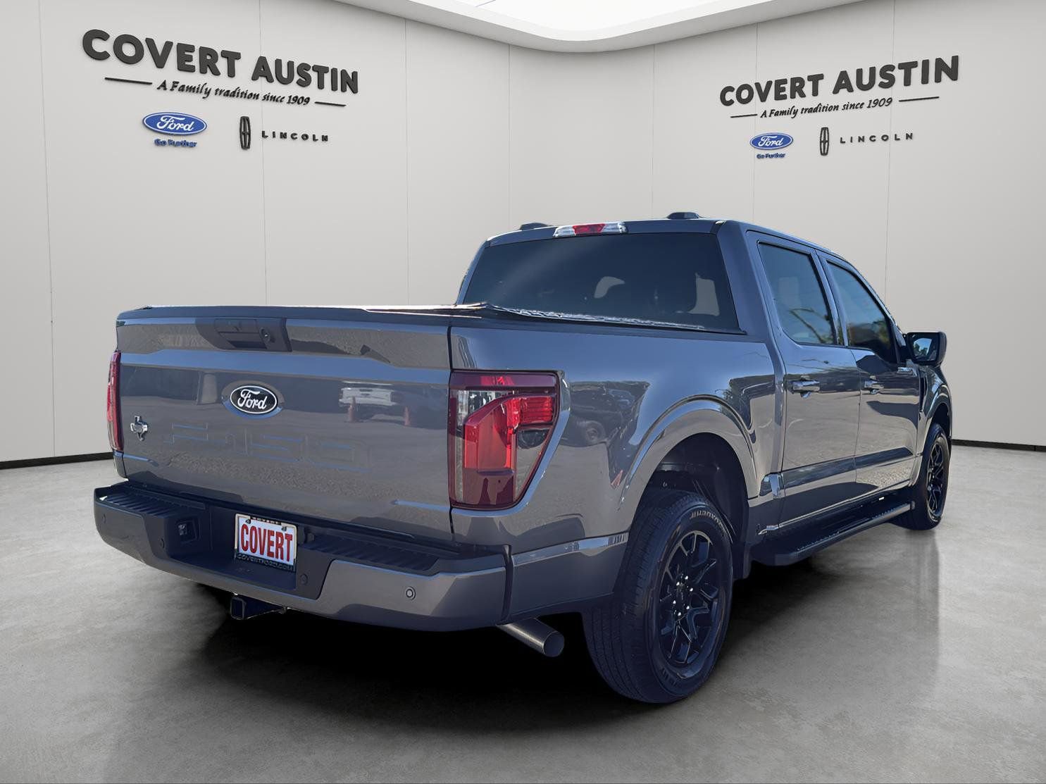 Certified 2024 Ford F150 XLT w/ XLT Black Appearance Package image 5