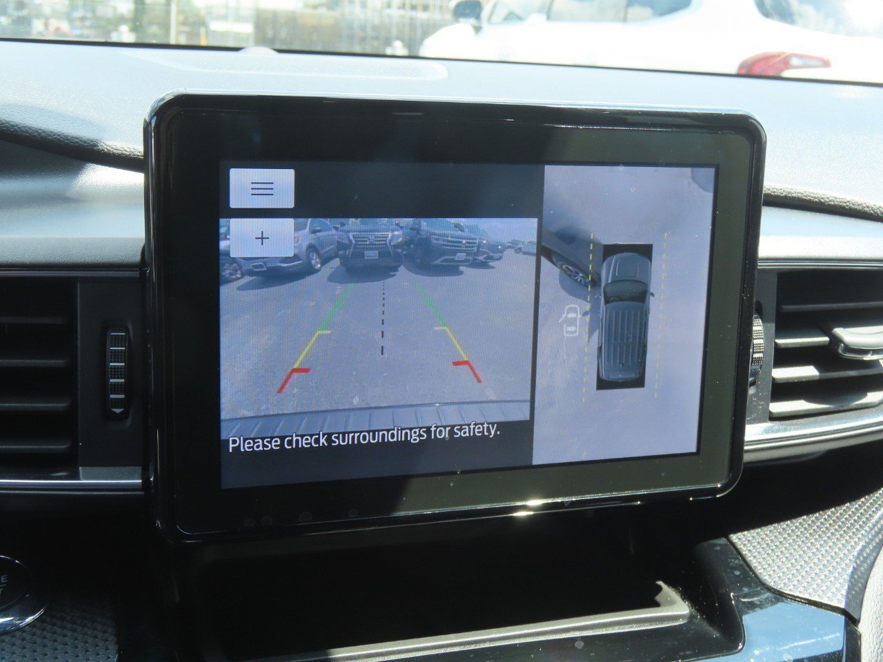 Certified 2022 Ford Explorer ST-Line RWD image 33