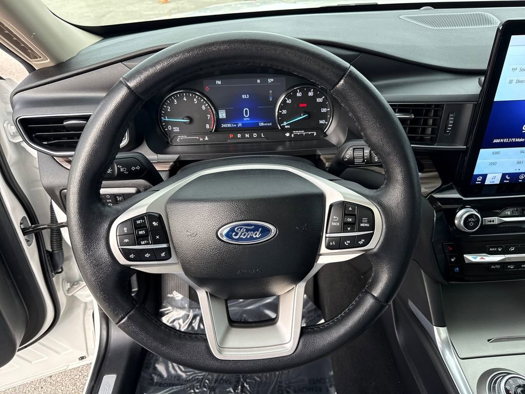Certified 2024 Ford Explorer Limited w/ Limited Technology Package image 15