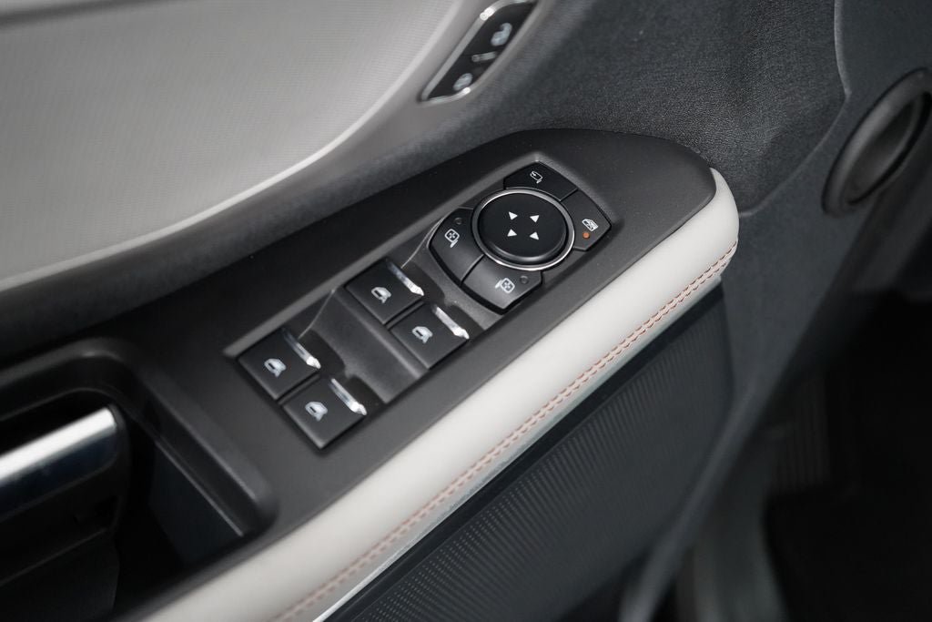Certified 2025 Ford Expedition Active AWD/4WD image 28
