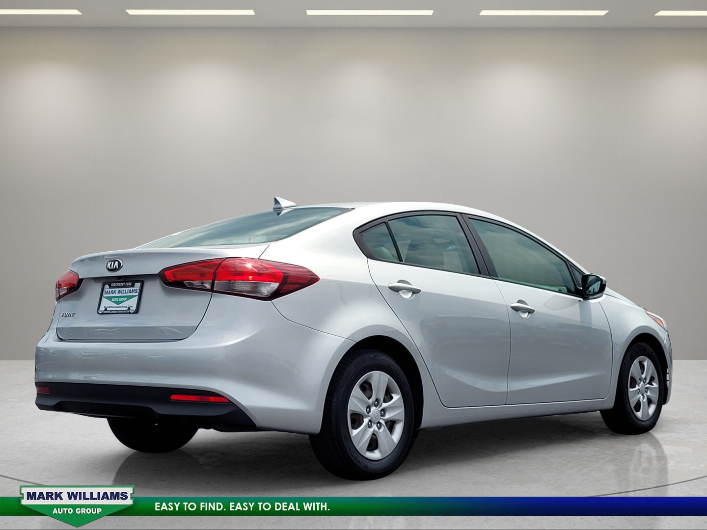 Used 2018 Kia Forte LX w/ LX Popular Package FWD image 4