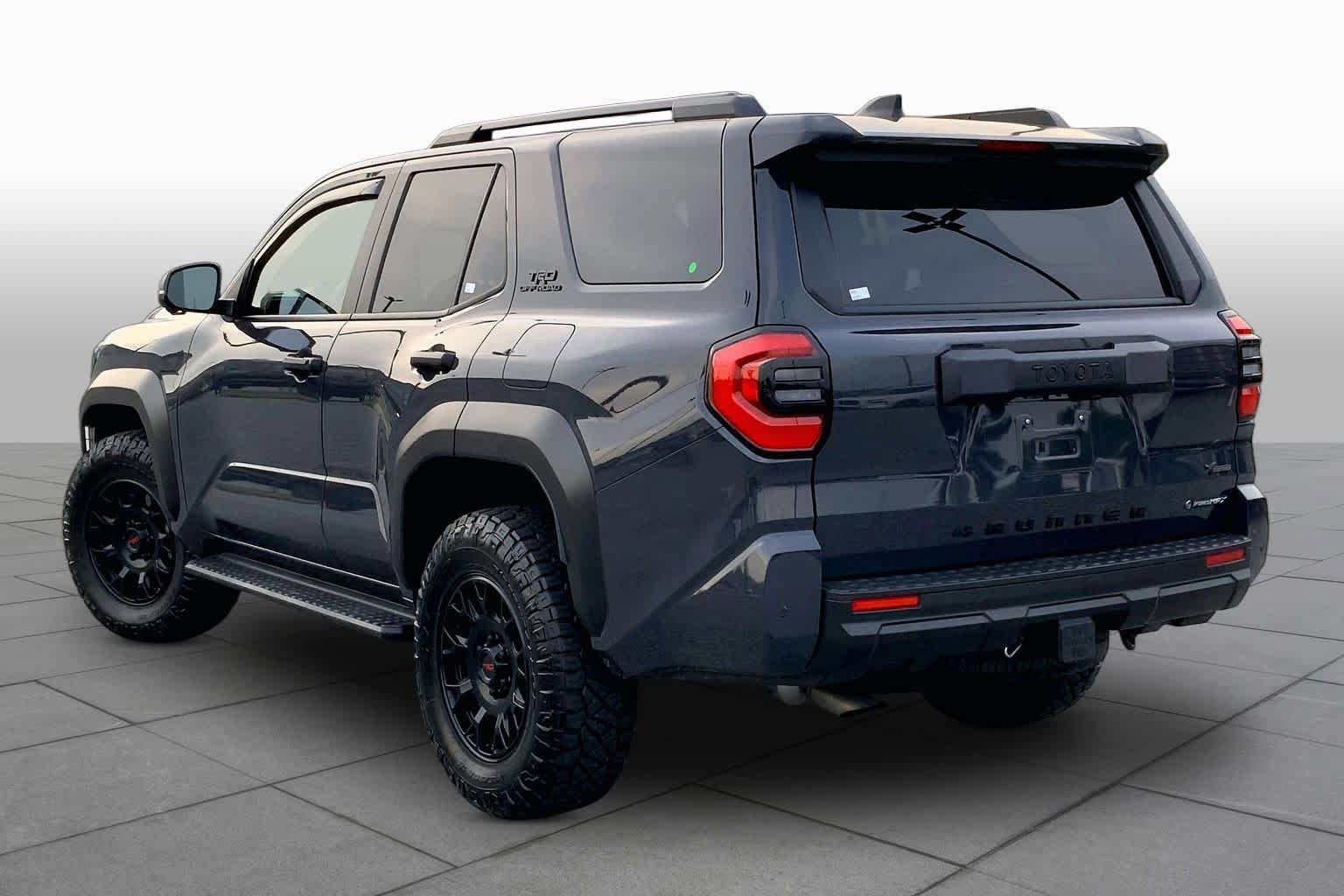 Used 2025 Toyota 4Runner TRD Off-Road Premium AWD/4WD image 11