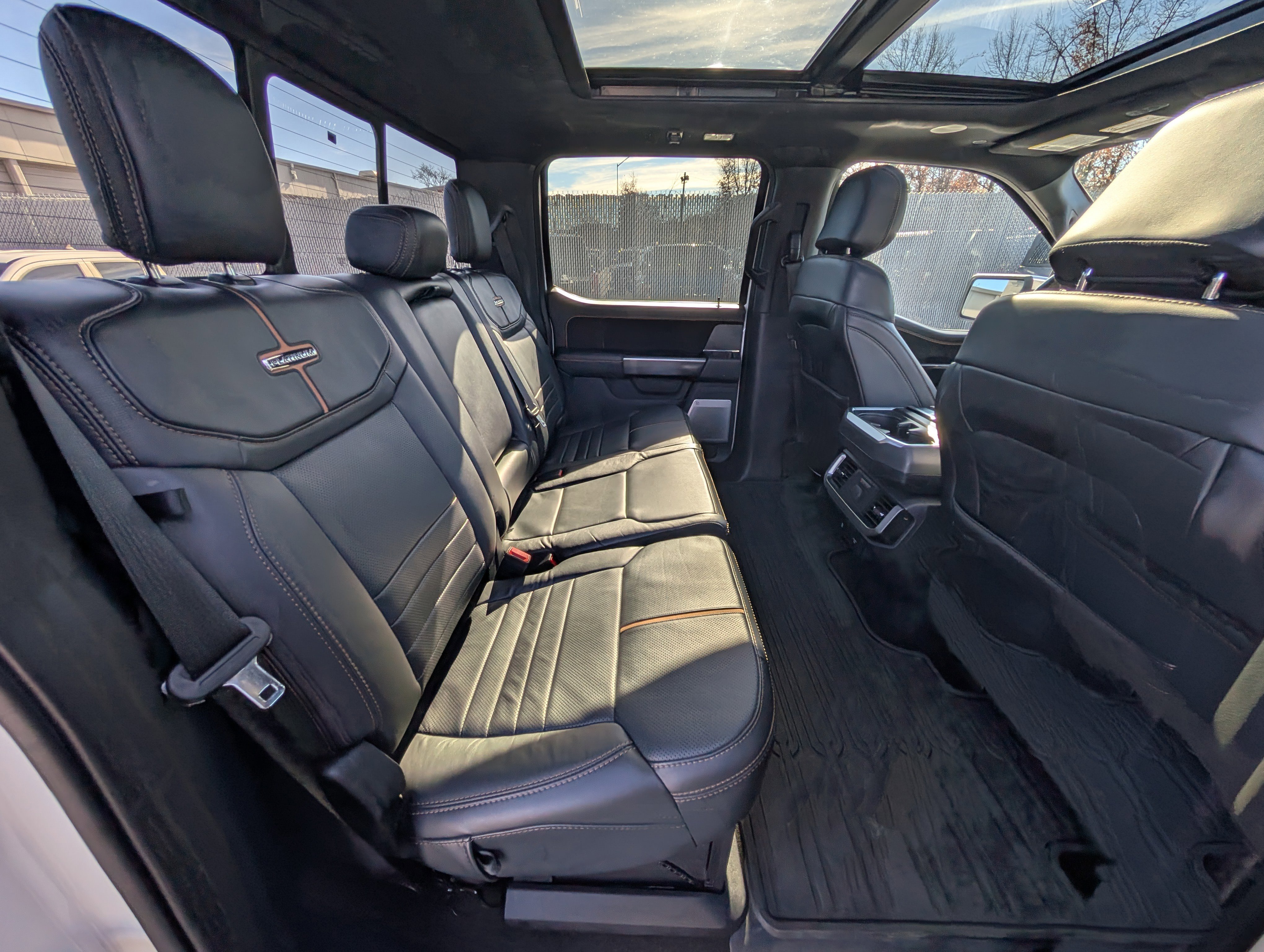 Certified 2022 Ford F150 Platinum w/ Equipment Group 701A High image 14