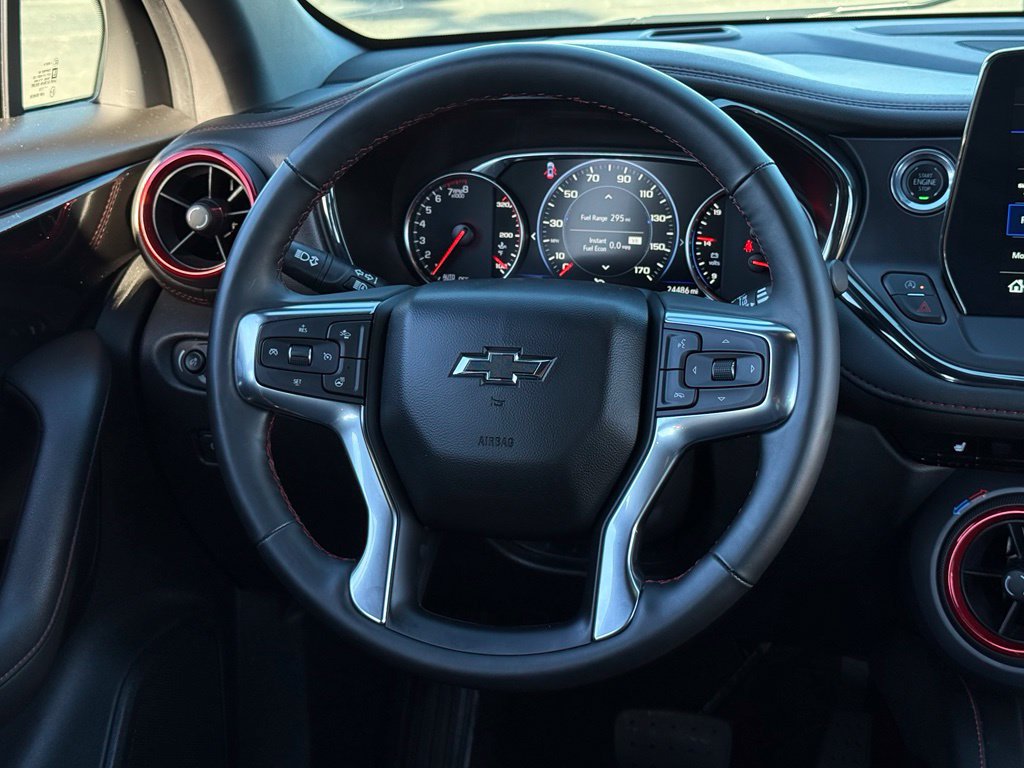 Used 2025 Chevrolet Blazer RS FWD image 5