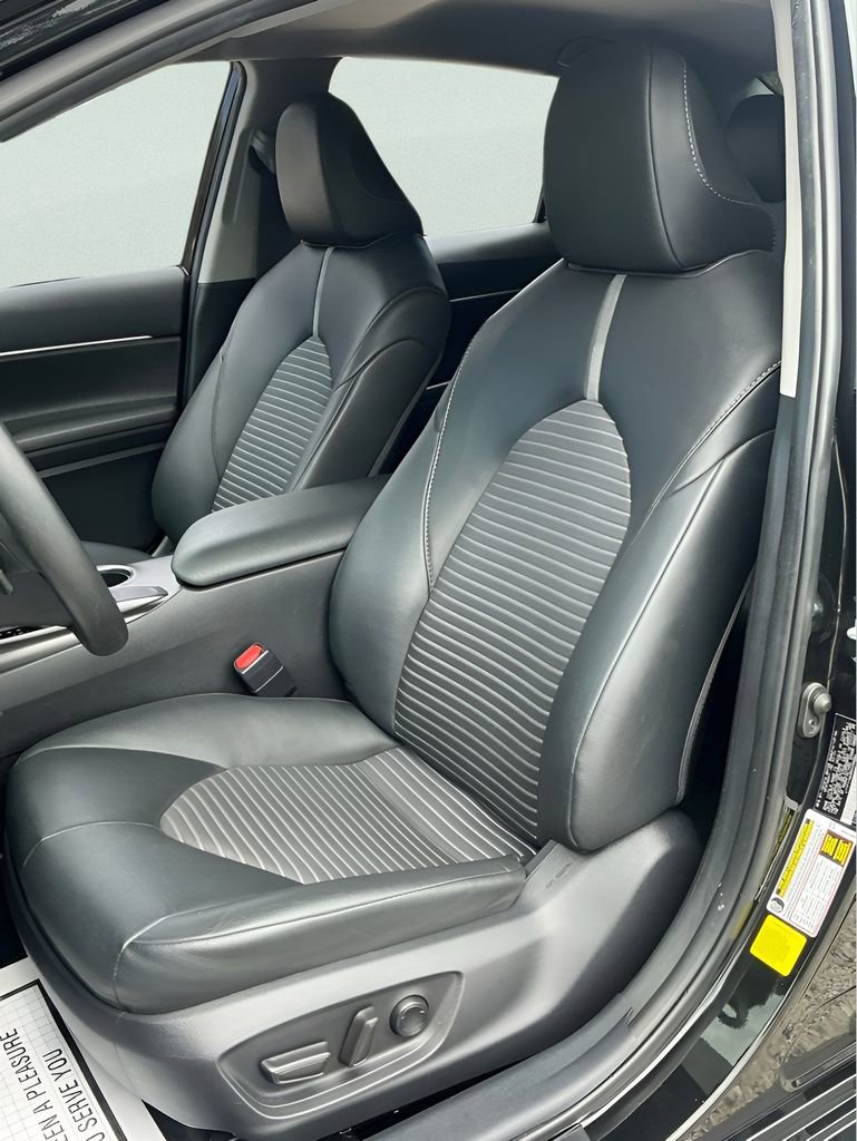 Used 2024 Toyota Camry SE w/ Convenience Package FWD image 27