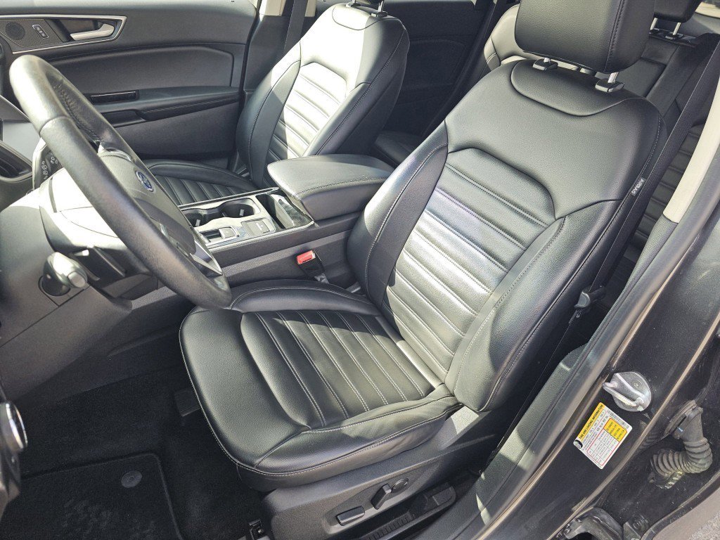 Certified 2020 Ford Edge SEL w/ Convenience Package image 6