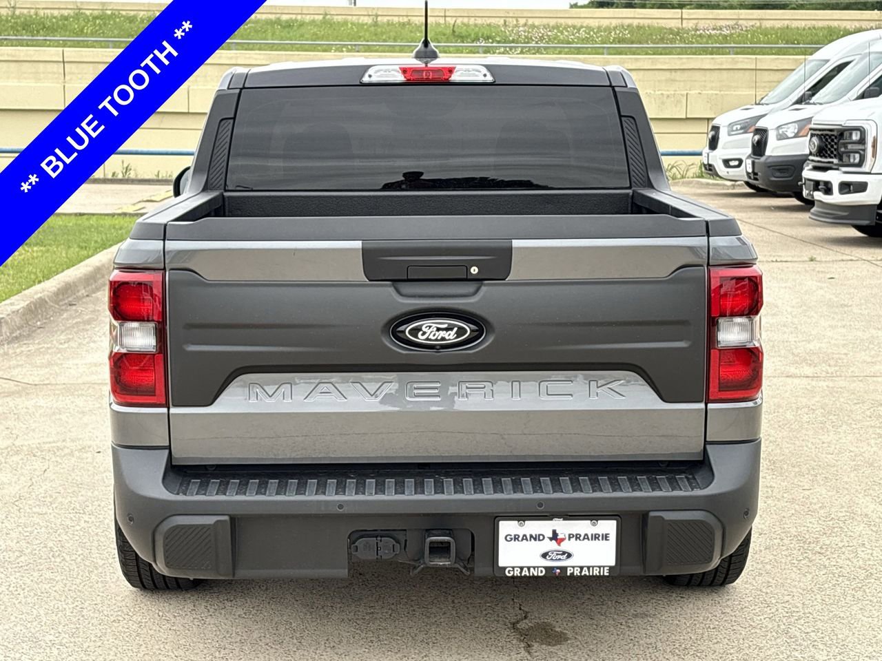 Certified 2025 Ford Maverick XLT w/ Black Appearance Package AWD/4WD image 8