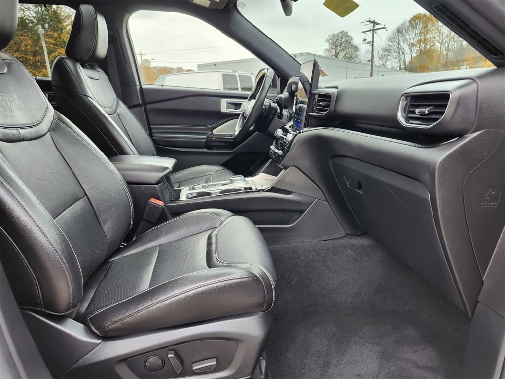 Certified 2022 Ford Explorer ST w/ Equipment Group 401A image 11