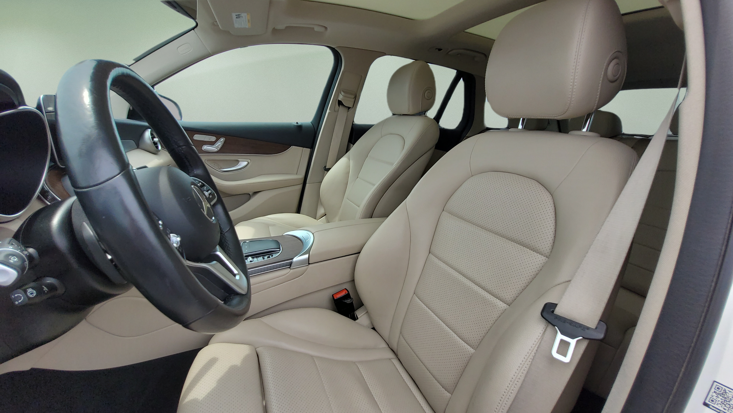 Used 2021 Mercedes-Benz GLC 300 4MATIC image 28