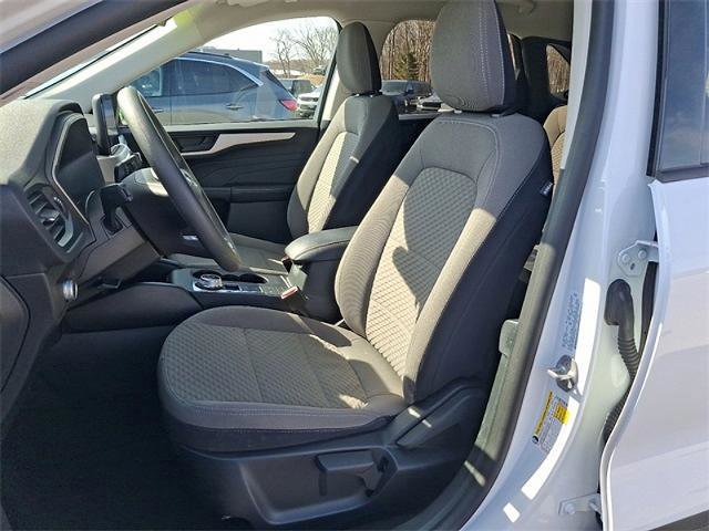 Certified 2022 Ford Escape SE image 13