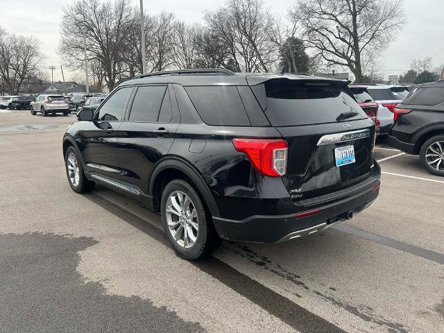 Certified 2024 Ford Explorer XLT w/ Equipment Group 202A image 3