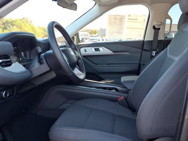 Certified 2026 Ford Explorer Active AWD/4WD image 12