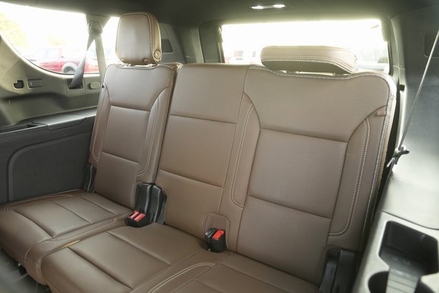 Used 2021 Chevrolet Suburban High Country w/ Max Trailering Package image 14