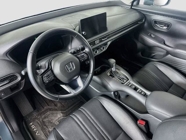 Used 2026 Honda HR-V EX-L image 2