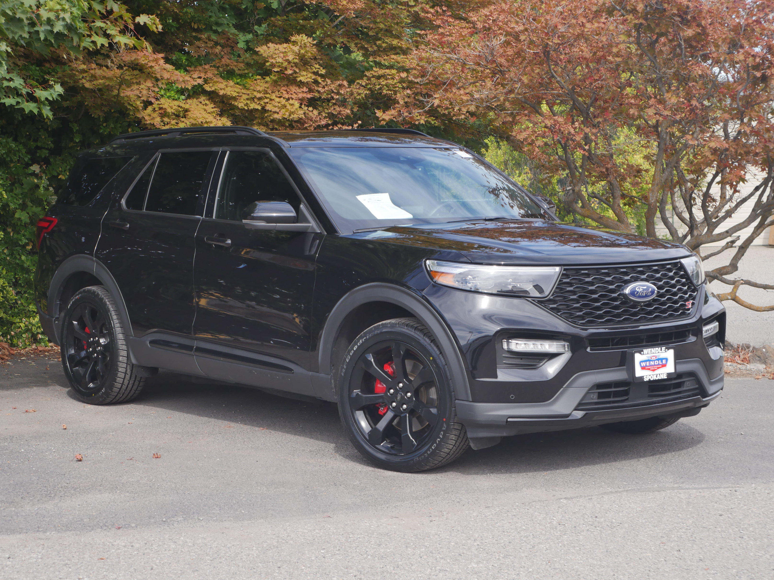 Certified 2023 Ford Explorer ST w/ Technology Package AWD/4WD image 25
