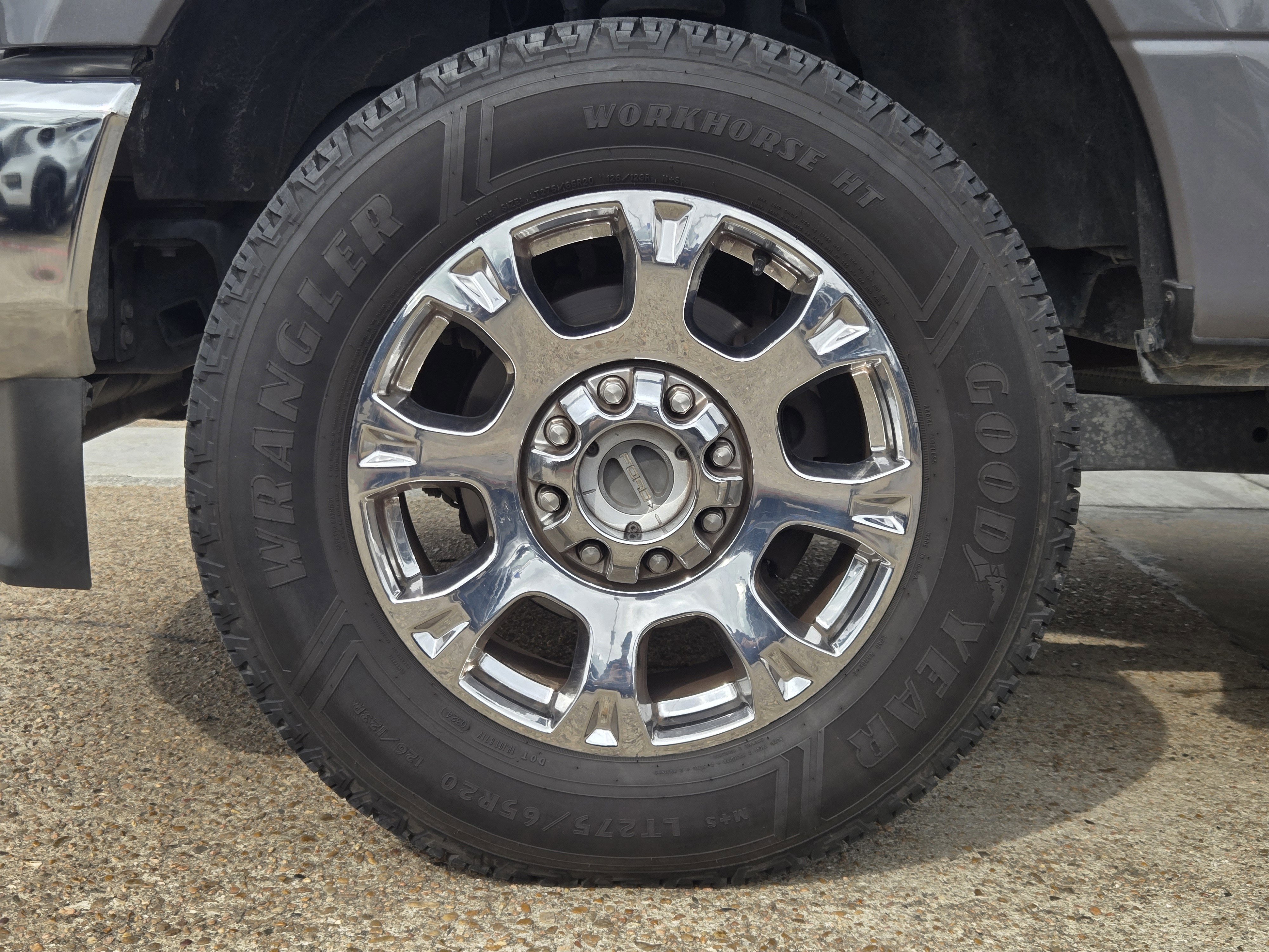 Certified 2022 Ford F250 Lariat w/ Chrome Package image 7