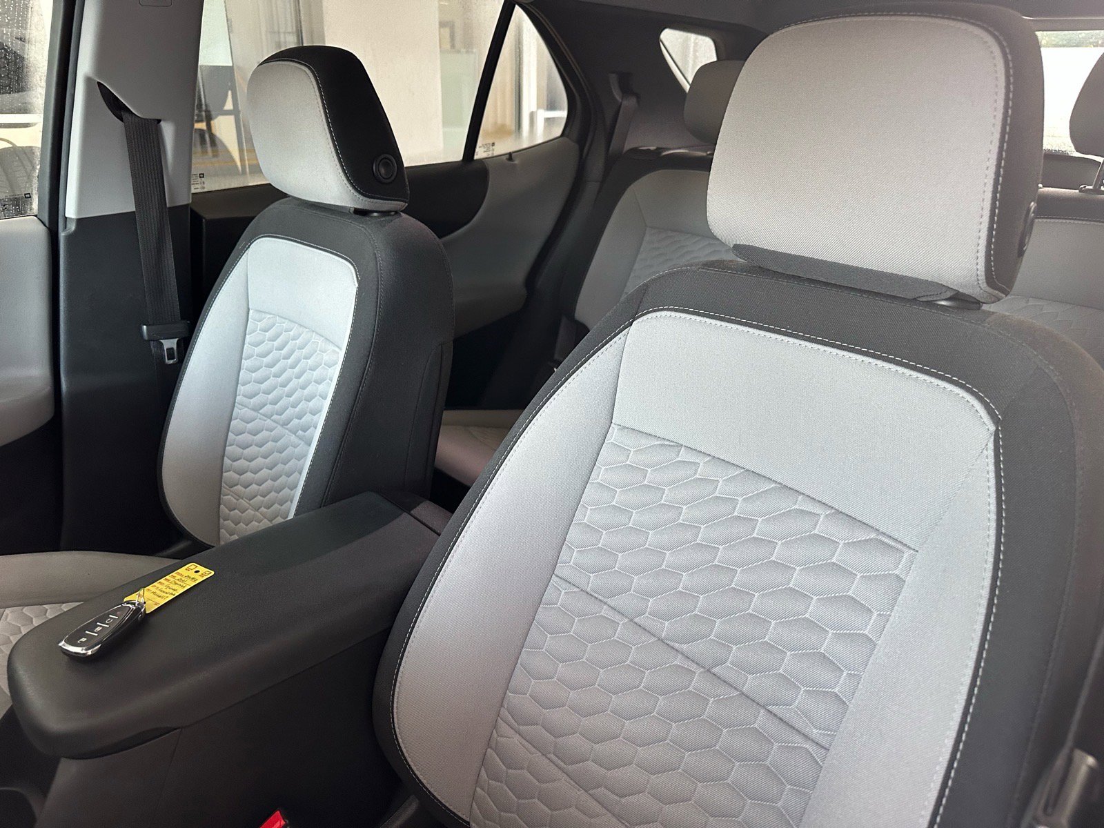 Used 2021 Chevrolet Equinox LS w/ LS Convenience Package FWD image 19