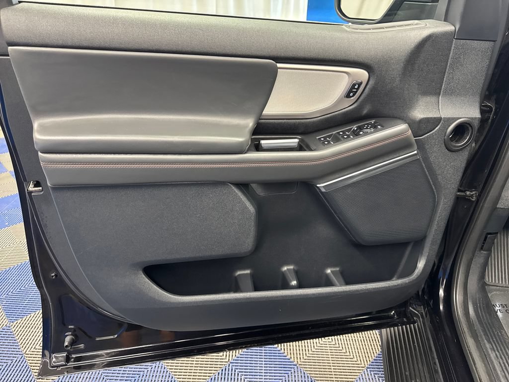 Certified 2025 Ford Expedition Max Active AWD/4WD image 11